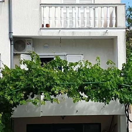With Parking Space - 25282 Апартаменты Водице