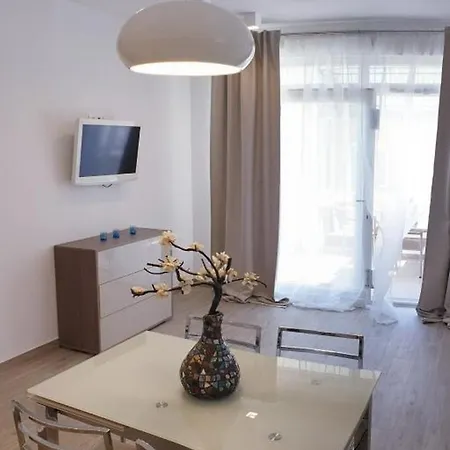Апартаменты With Parking Space - 25282 Водице