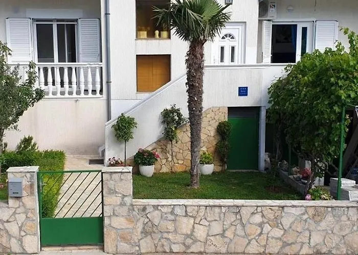 With Parking Space - 25282 Vodice