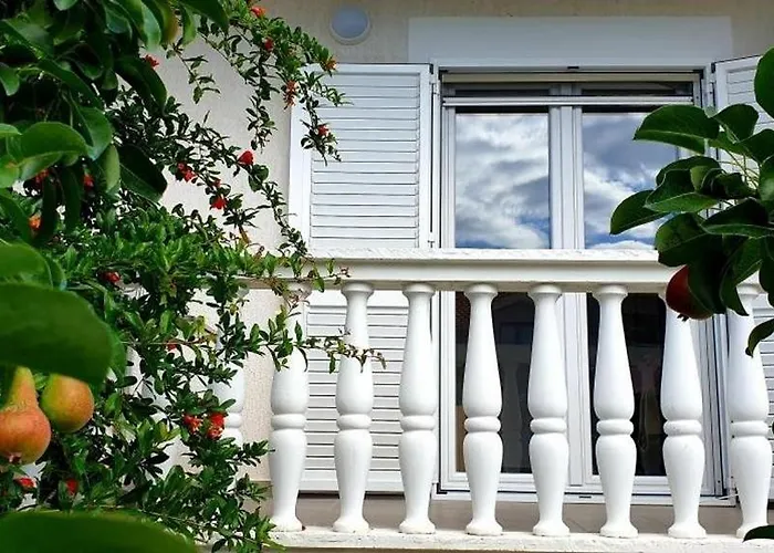 With Parking Space - 25282 * Vodice