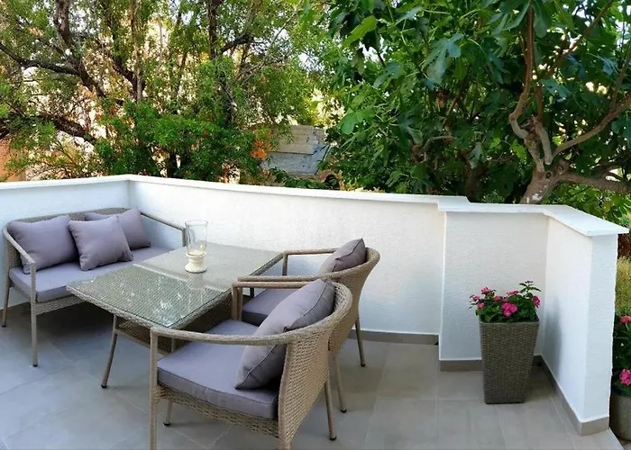 With Parking Space - 25282