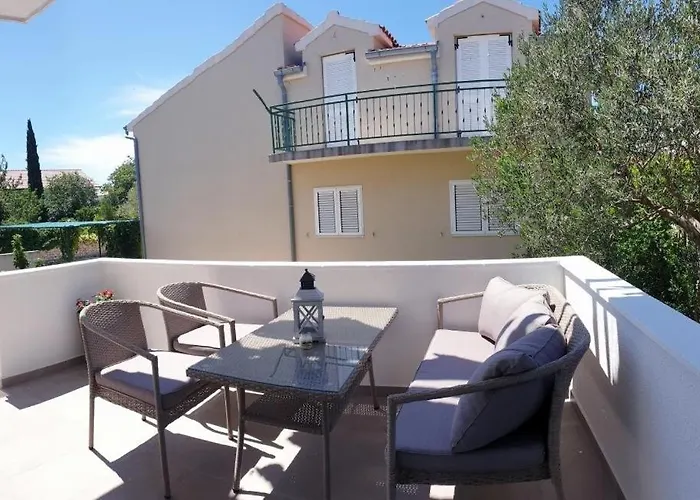 With Parking Space - 25282 * Vodice